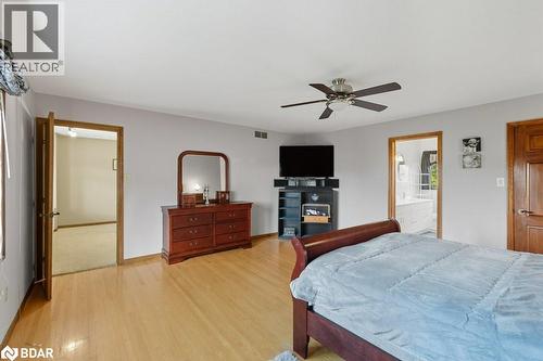 67 Horizon Court, Hamilton, ON - Indoor Photo Showing Bedroom