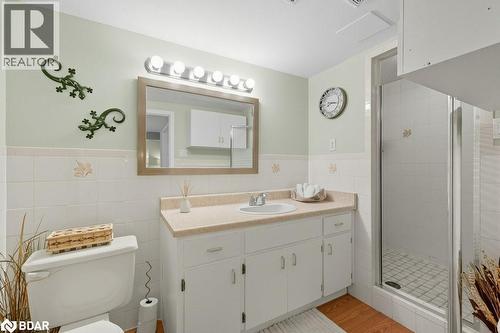 67 Horizon Court, Hamilton, ON - Indoor Photo Showing Bathroom