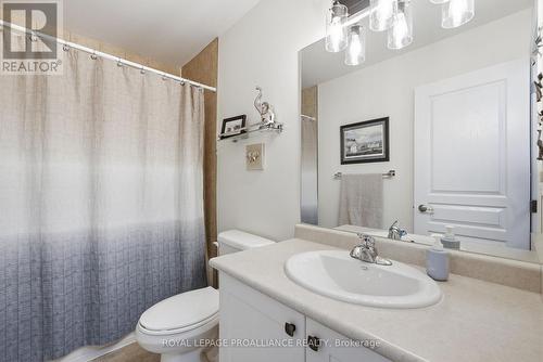 716 Wilkins Gate, Cobourg, ON - Indoor Photo Showing Bathroom