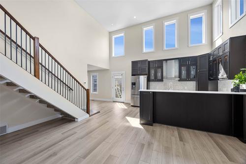 615 Rose Avenue, Kamloops, BC - Indoor