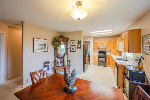 9-10505 Quinpool Road, Summerland, BC - Indoor