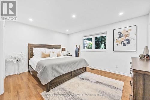 106 Campbell Avenue E, Milton, ON - Indoor Photo Showing Bedroom