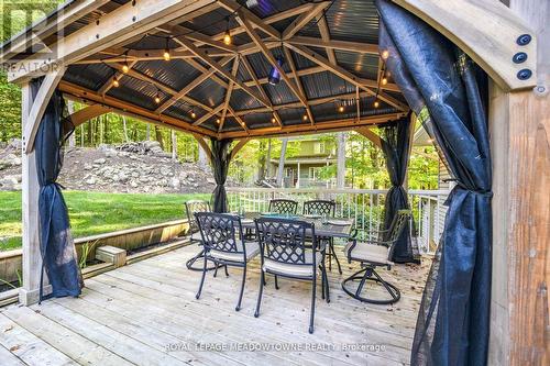 106 Campbell Avenue E, Milton, ON - Outdoor With Deck Patio Veranda With Exterior