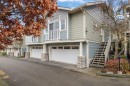 5-4079 Douglas St, Saanich, BC 