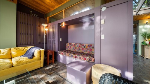 1168 Burnside Rd West, Saanich, BC 