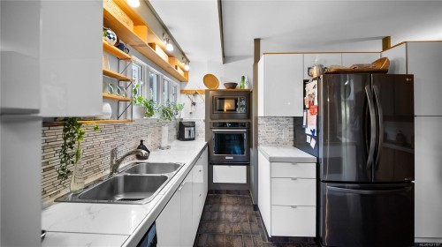 1168 Burnside Rd West, Saanich, BC 