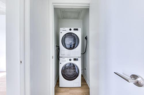Rangement - 517-515 Rue Des Marronniers, Candiac, QC - Indoor Photo Showing Laundry Room