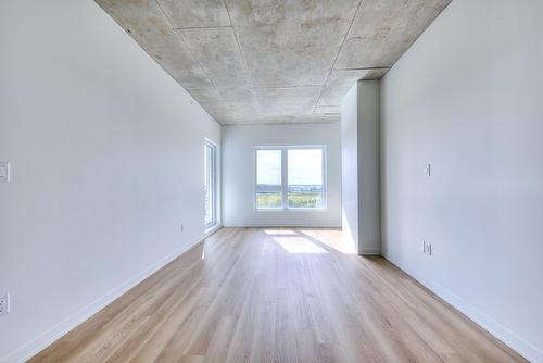 Salon - 517-515 Rue Des Marronniers, Candiac, QC - Indoor Photo Showing Other Room