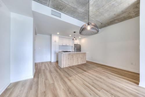 Cuisine - 517-515 Rue Des Marronniers, Candiac, QC - Indoor Photo Showing Kitchen