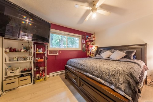 5810 Hammond Bay Rd, Nanaimo, BC 