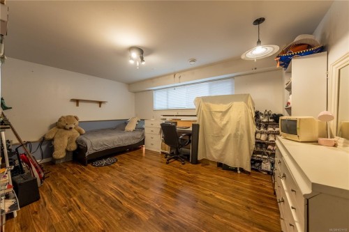 5810 Hammond Bay Rd, Nanaimo, BC 