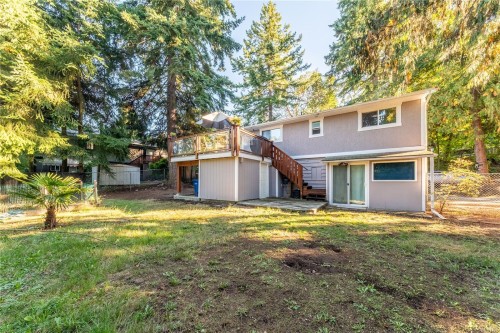 5810 Hammond Bay Rd, Nanaimo, BC 