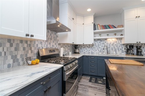 832 Pintail Pl, Langford, BC 