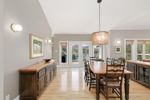 Dining room - 204 Ch. De Chaumont, Saint-Adolphe-D'Howard, QC - Indoor Photo Showing Dining Room