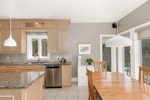 Dinette - 204 Ch. De Chaumont, Saint-Adolphe-D'Howard, QC - Indoor