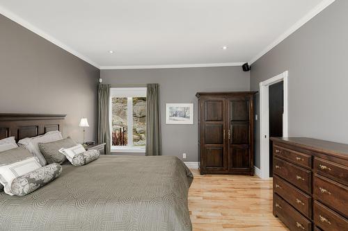 Primary bedroom - 204 Ch. De Chaumont, Saint-Adolphe-D'Howard, QC - Indoor Photo Showing Bedroom