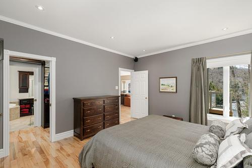 Primary bedroom - 204 Ch. De Chaumont, Saint-Adolphe-D'Howard, QC - Indoor Photo Showing Bedroom