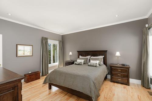 Primary bedroom - 204 Ch. De Chaumont, Saint-Adolphe-D'Howard, QC - Indoor Photo Showing Bedroom