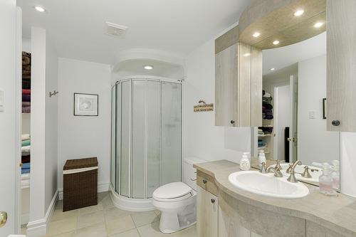 Bathroom - 204 Ch. De Chaumont, Saint-Adolphe-D'Howard, QC - Indoor Photo Showing Bathroom