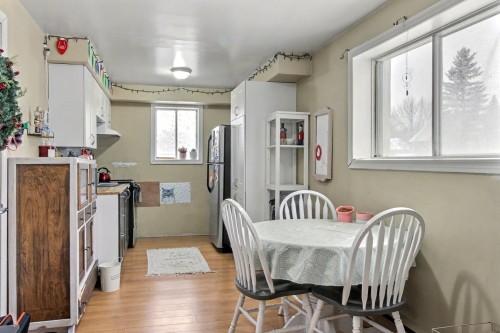 Salle à manger - 133 Rue Saulnier, La Sarre, QC 