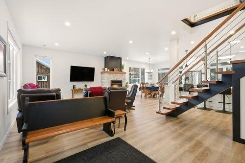 Vue d'ensemble - 7100 7E Rang, Drummondville, QC - Indoor With Fireplace