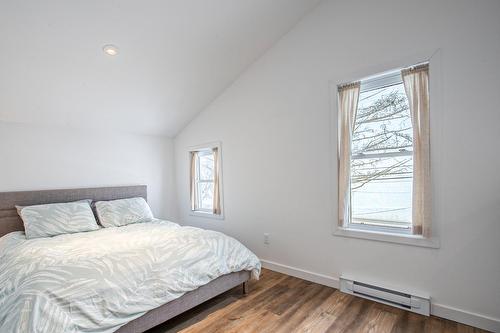 Chambre à coucher principale - 2420 Ch. Du Chenal-Du-Moine, Sainte-Anne-De-Sorel, QC - Indoor Photo Showing Bedroom