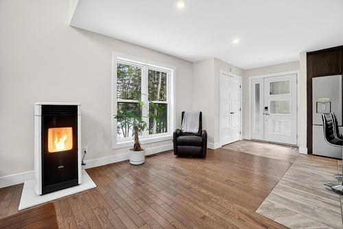 Boudoir - 4980 Rue Sépale, Terrebonne (La Plaine), QC - Indoor