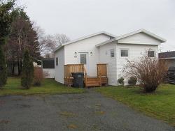 20 Pinegrove Drive  Paradise, NL A1L 1B7