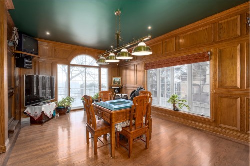 Family room - 18 Rue Bélair, Montréal (L'Île-Bizard/Sainte-Geneviève), QC - Indoor