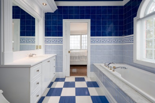 Bathroom - 18 Rue Bélair, Montréal (L'Île-Bizard/Sainte-Geneviève), QC - Indoor Photo Showing Bathroom