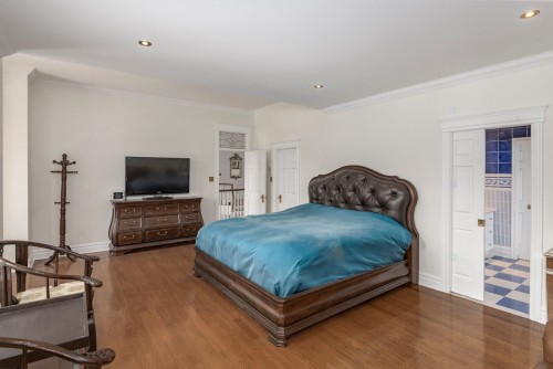 Bedroom - 18 Rue Bélair, Montréal (L'Île-Bizard/Sainte-Geneviève), QC - Indoor Photo Showing Bedroom