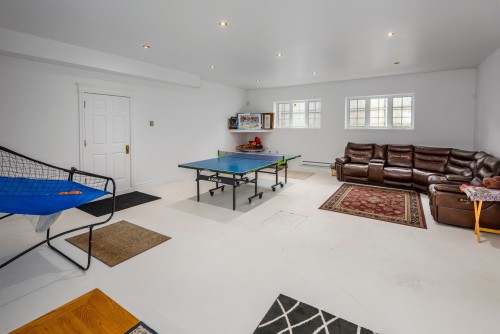 Playroom - 18 Rue Bélair, Montréal (L'Île-Bizard/Sainte-Geneviève), QC - Indoor Photo Showing Other Room