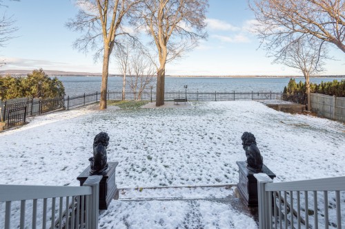 Exterior - 18 Rue Bélair, Montréal (L'Île-Bizard/Sainte-Geneviève), QC - Outdoor With Body Of Water With View