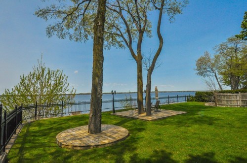Exterior - 18 Rue Bélair, Montréal (L'Île-Bizard/Sainte-Geneviève), QC - Outdoor With Body Of Water With View