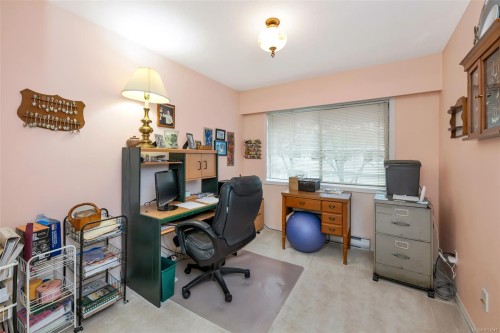 4-2020 White Birch Rd, Sidney, BC 