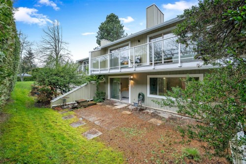 4-2020 White Birch Rd, Sidney, BC 