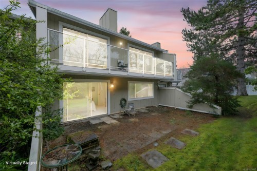 4-2020 White Birch Rd, Sidney, BC 