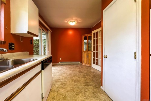 2732 Apple Dr, Campbell River, BC 