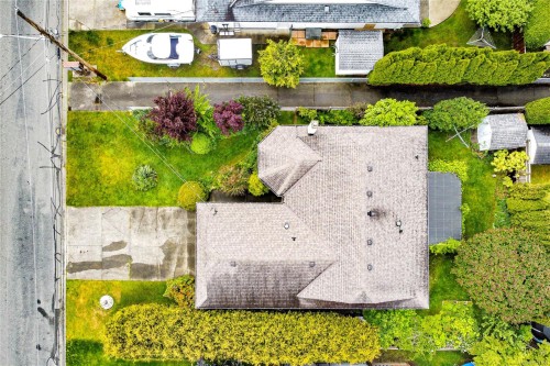 2732 Apple Dr, Campbell River, BC 