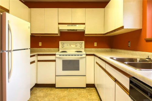 2732 Apple Dr, Campbell River, BC 