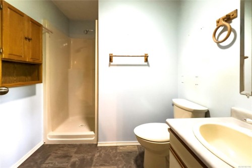 2732 Apple Dr, Campbell River, BC 