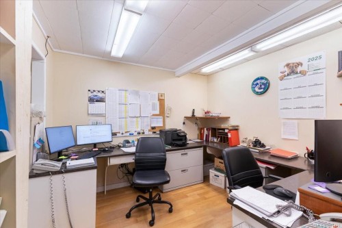 2320 Mccullough Rd, Nanaimo, BC 