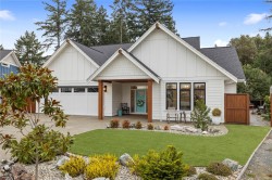 1365 Parkhurst Pl  Parksville, BC V9P 2E5