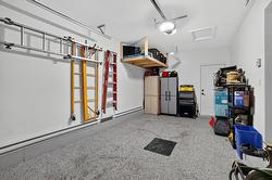 Garage - 