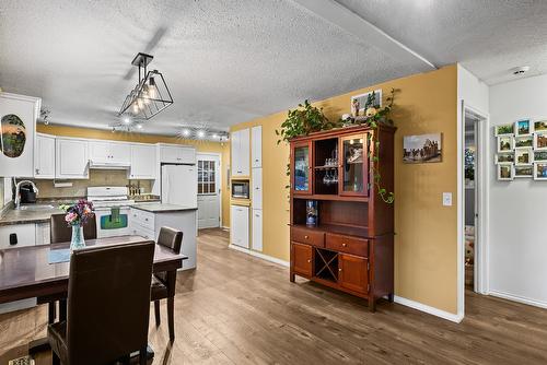 3345 Gates Road, West Kelowna, BC - Indoor