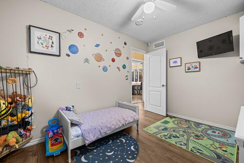 3345 Gates Road, West Kelowna, BC - Indoor Photo Showing Bedroom