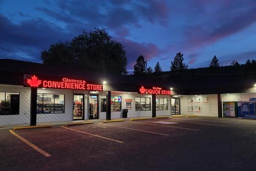 3345 Gates Road, West Kelowna, BC - Outdoor