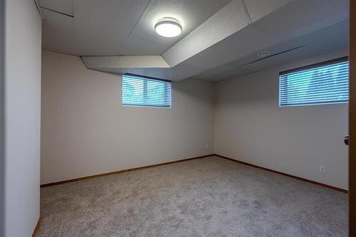 124 Lindmere Dr, Winnipeg, MB 