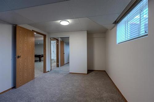 124 Lindmere Dr, Winnipeg, MB 