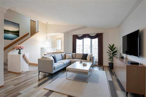 124 Lindmere Dr, Winnipeg, MB 